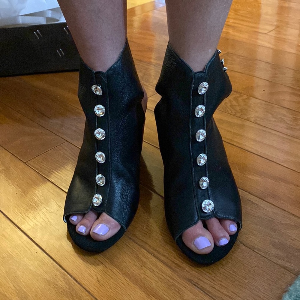 Onex heels